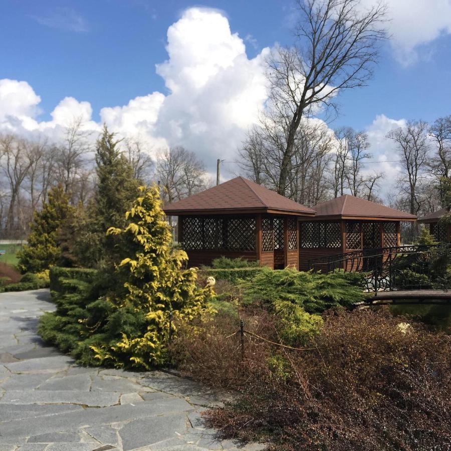 Готель "У Свата" Гришківці Бердичівський Р-Н Hryshkivtsi Exterior foto