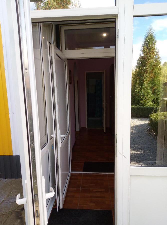 Готель "У Свата" Гришківці Бердичівський Р-Н Hryshkivtsi Exterior foto